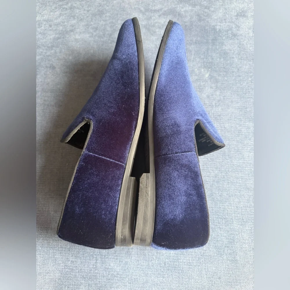JF. J Ferrar Navy Velvet Slip On Loafers Mens SZ 10M Memory Foam Dressy Formal